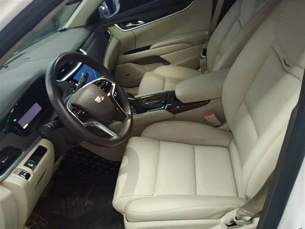 Cadillac XTS 2017 28T Technology фото 11
