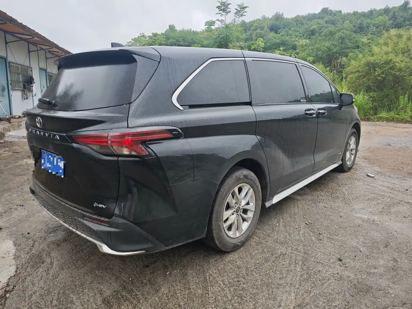 Toyota Granvia 2025 2024 2.5L Hybrid Comfort
