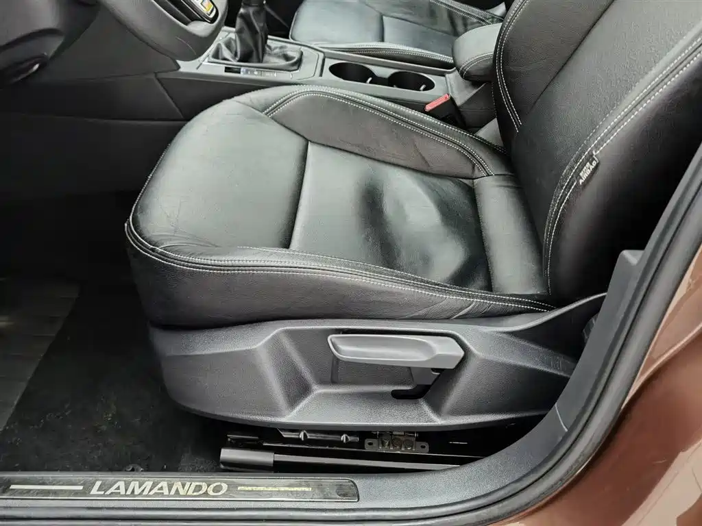Volkswagen Lamando 2019 230TSI Manual Trend Edition China V фото 20