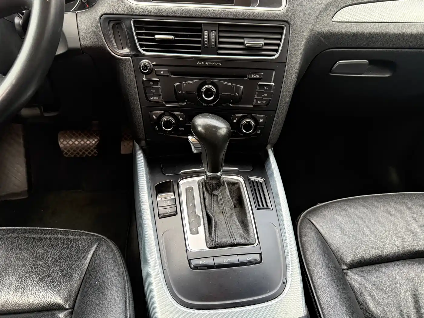 Audi Q5 2012 2.0TFSI Luxury фото 12