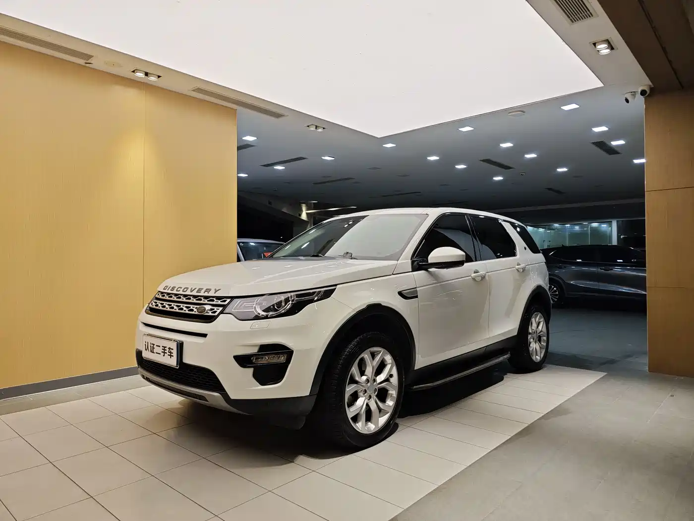 Land Rover Discovery Sport 2017 2.0T HSE