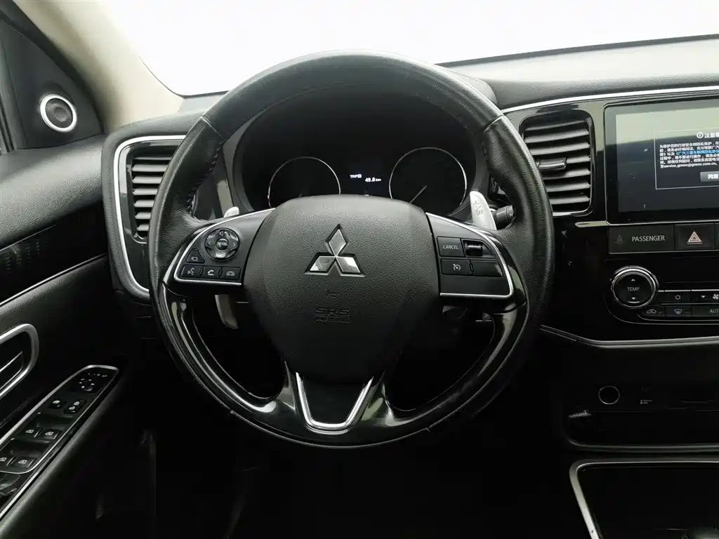 Mitsubishi Outlander 2021 2.4L 4WD Yaodong Edition 5-seater фото 11