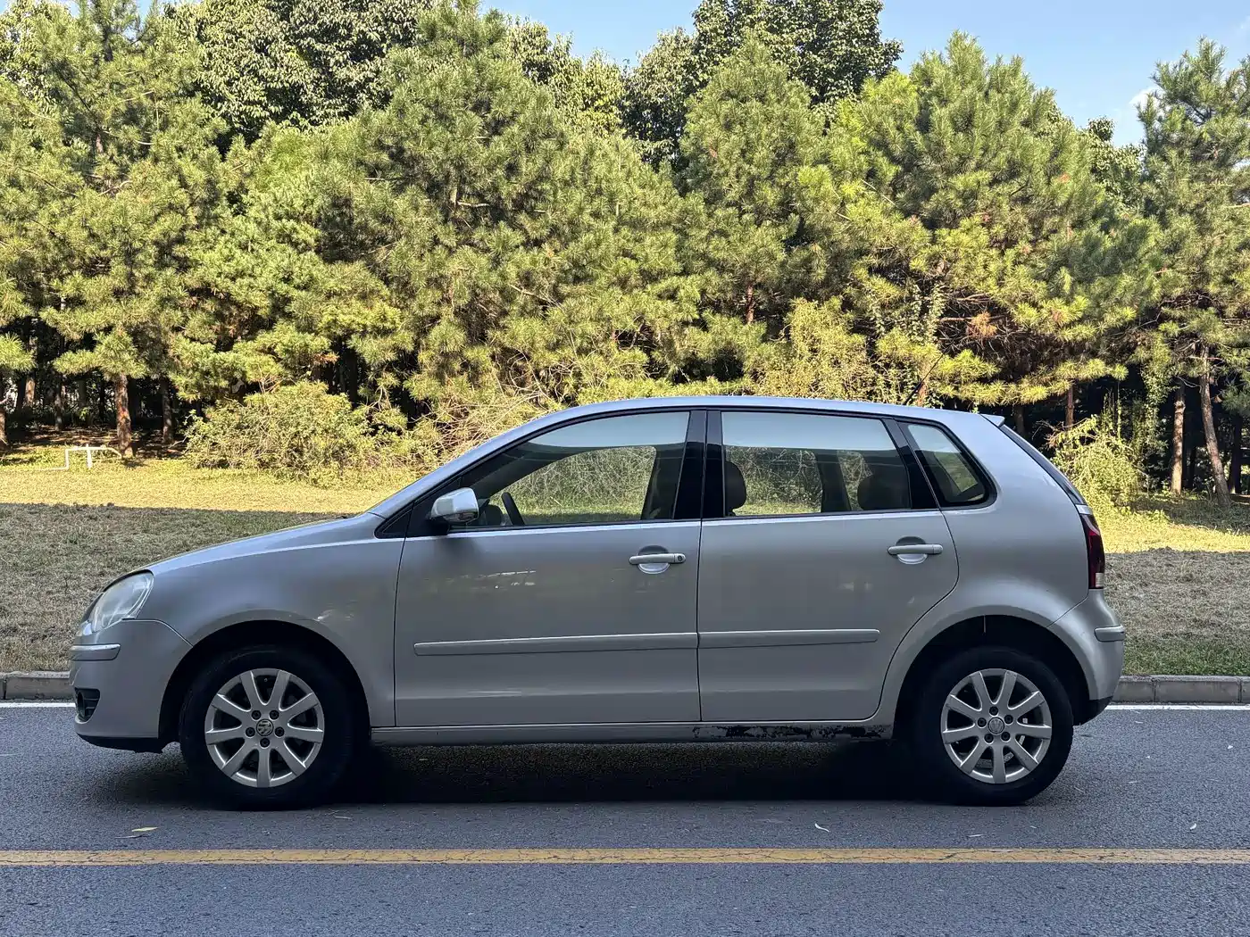 Volkswagen Polo 2010 2011 Jingqu 1.6L Manual Cool Edition