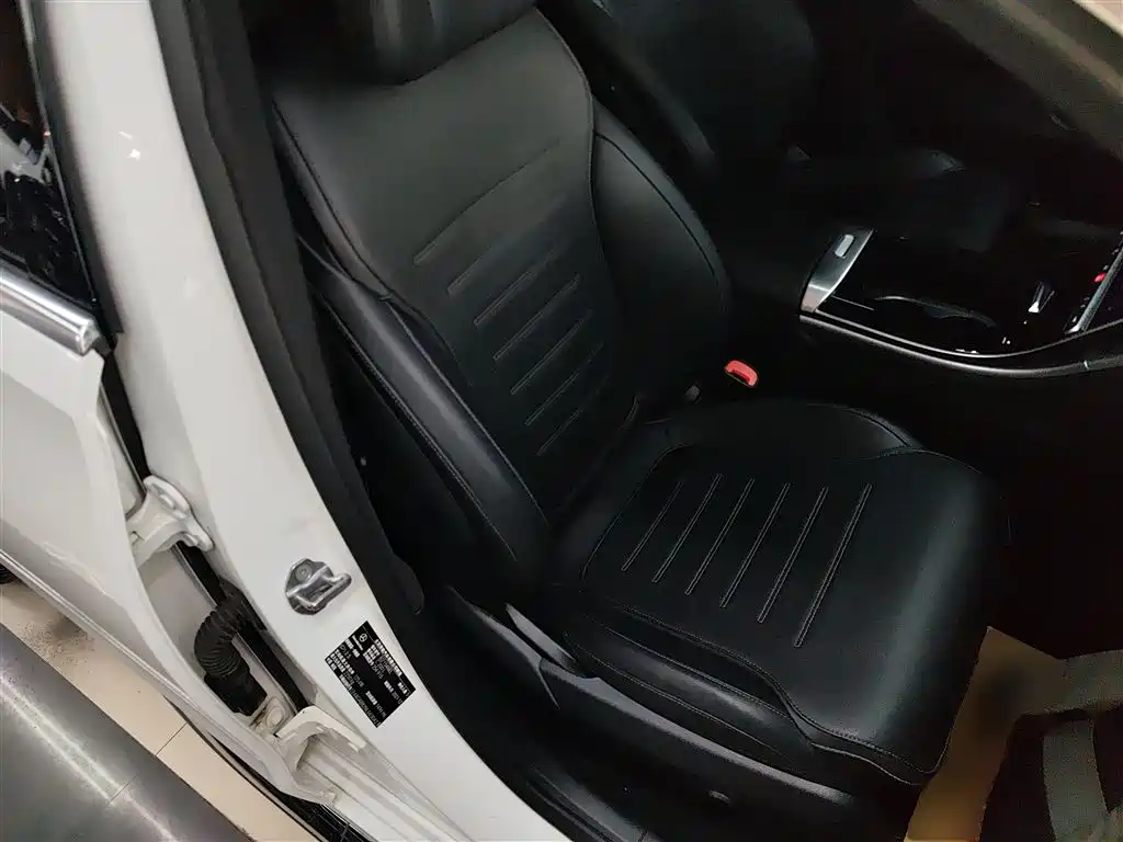 Mercedes-Benz C-Class 2022 C 200 L Sport Version фото 25