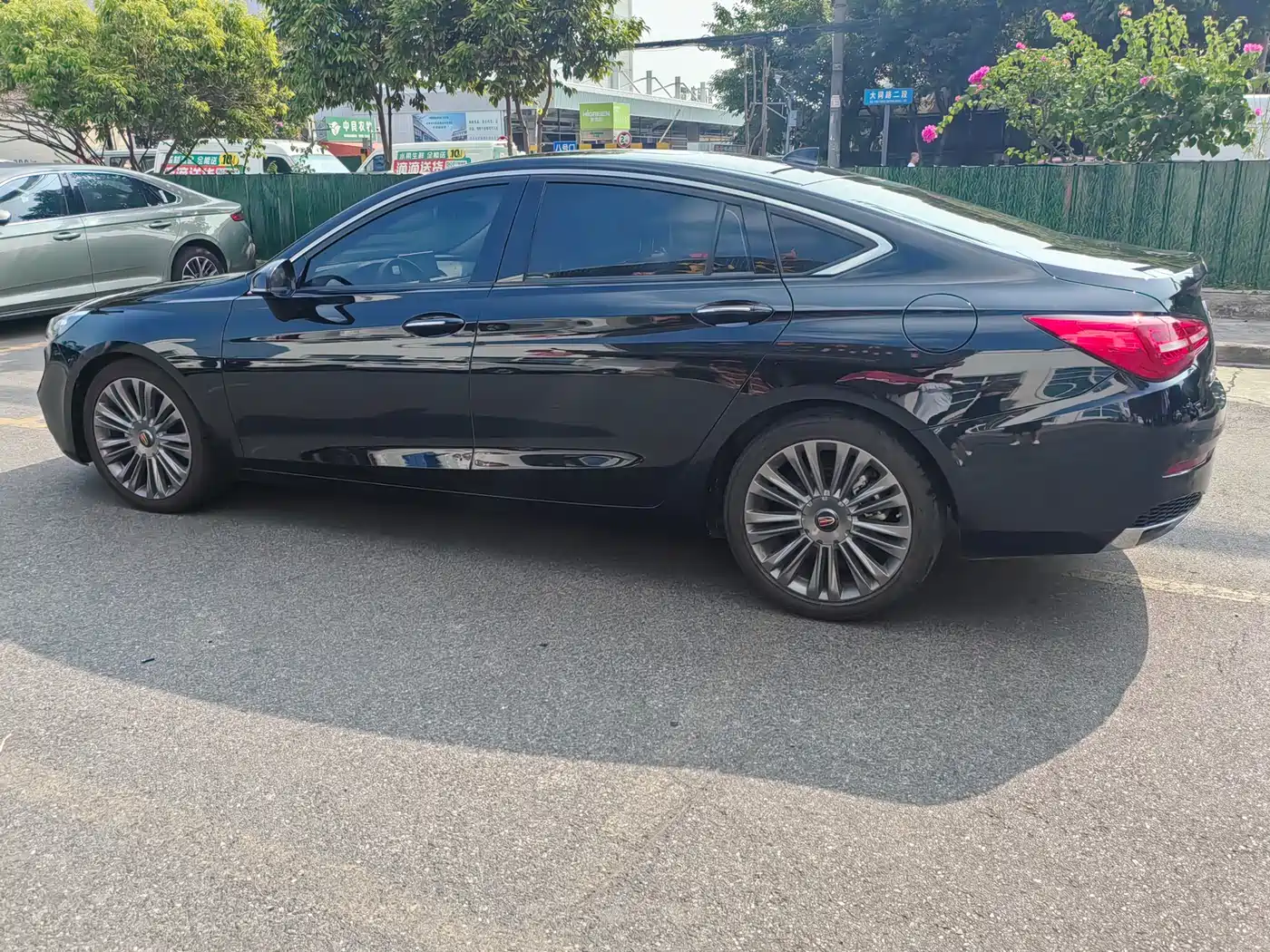 Hongqi H5 2018 30TD Dynamic Edition фото 10