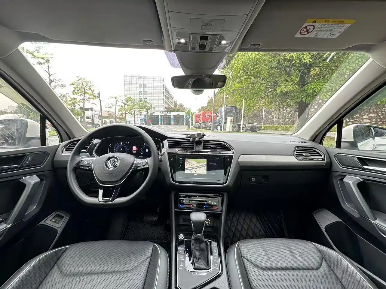 Volkswagen Tiguan L PHEV 2020 430PHEV Plug-in Hybrid Flagship Edition фото 5