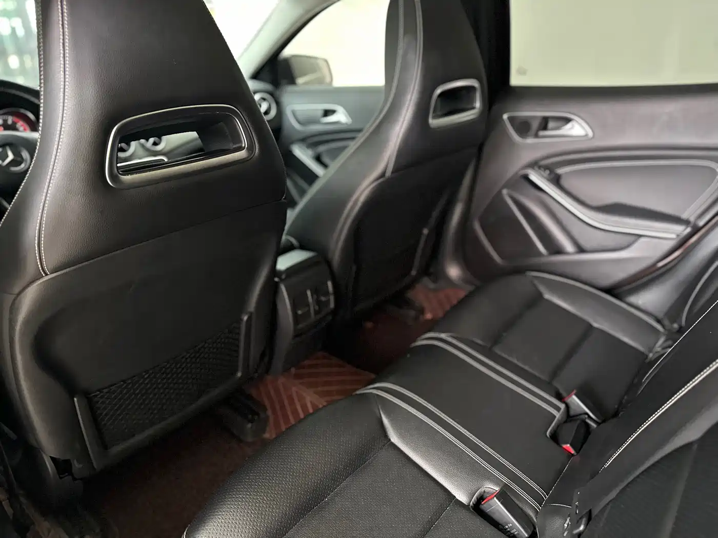Mercedes-Benz GLA 2016 GLA 200 Fashion фото 9
