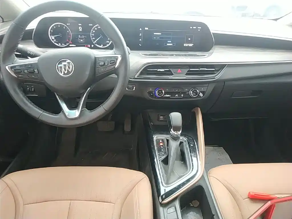 Buick GL6 2021 323T Mild Hybrid Connected Luxury фото 13