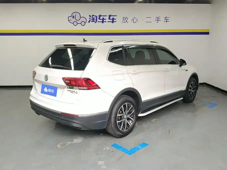 Volkswagen Tiguan L 2017 330TSI Automatic 2WD Luxury Edition фото 3