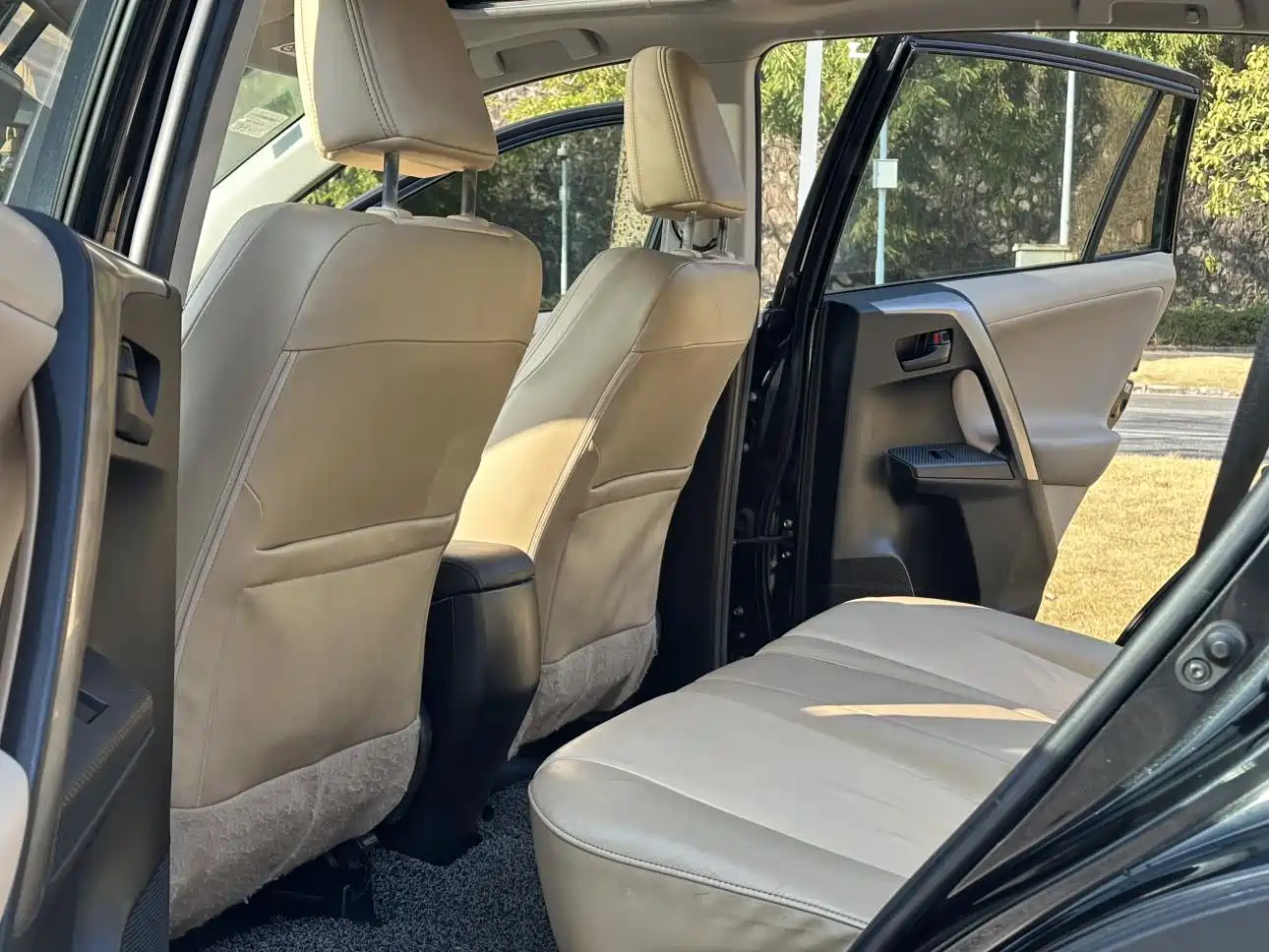 Toyota RAV4 Rongfang 2013 2.5L Auto 4WD Elite фото 8