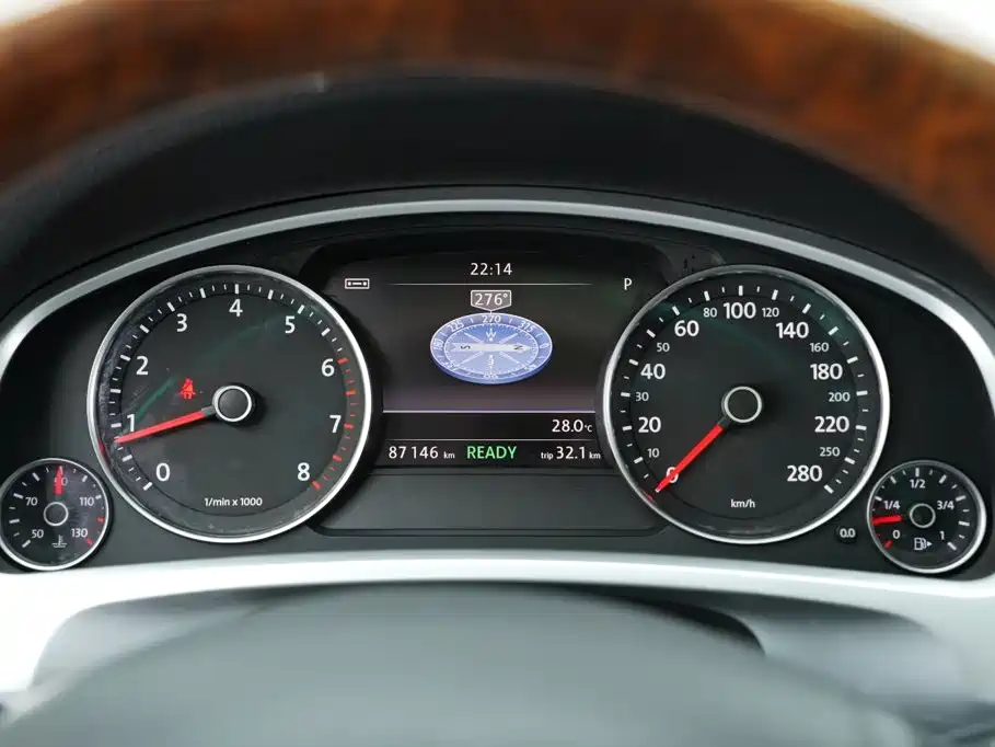 Volkswagen Touareg 2013 2011 3.0TSI Hybrid