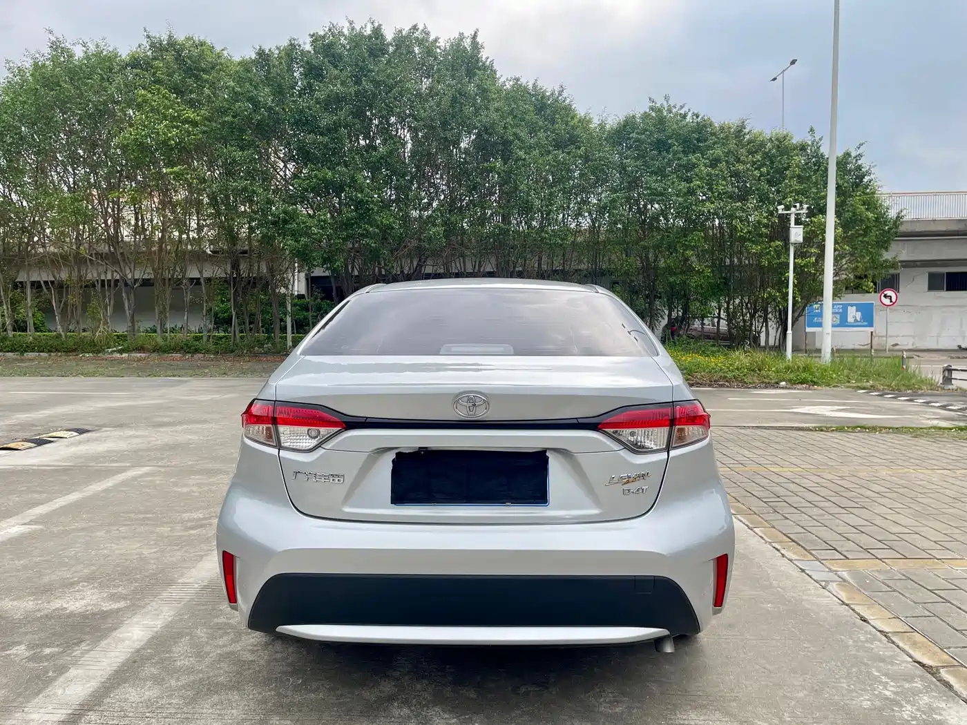 Toyota Levin 2021 185T CVT Progressive Edition фото 8