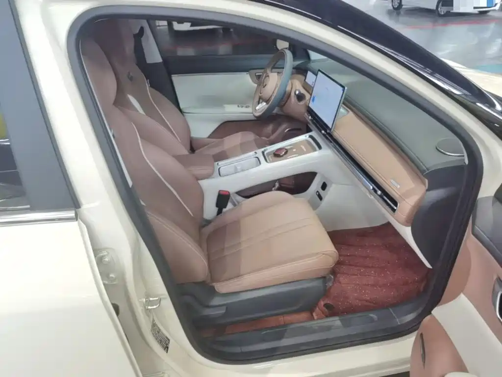 Wuling Motors Wuling Bingo S 2026 2025 Model 325km Premium Edition