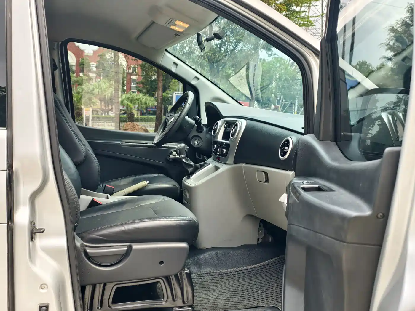 JAC Refine M3 2019 2019 1.6L Express Edition