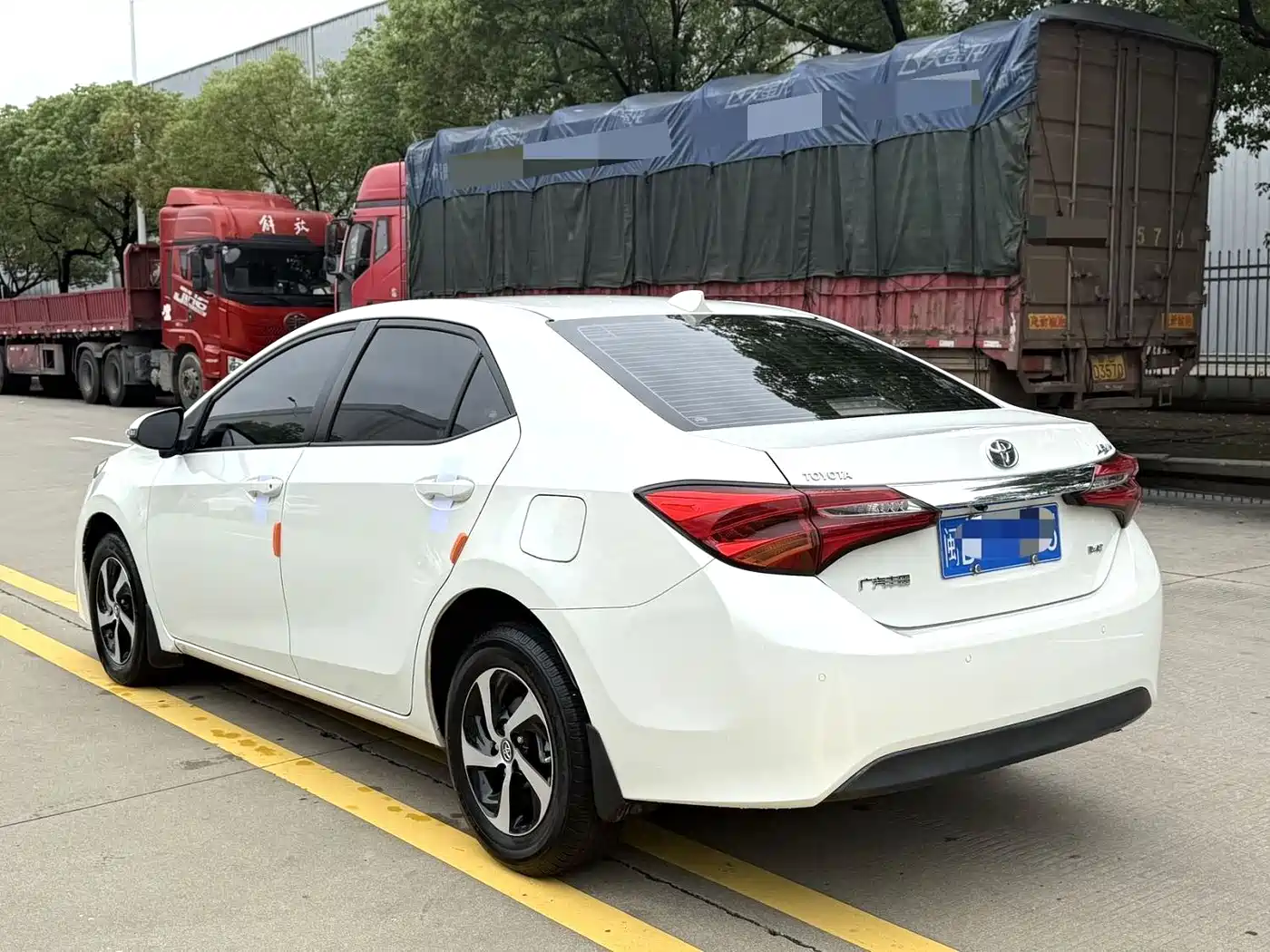 Toyota Levin 2017 Facelift 185T CVT Elite (China V) фото 5