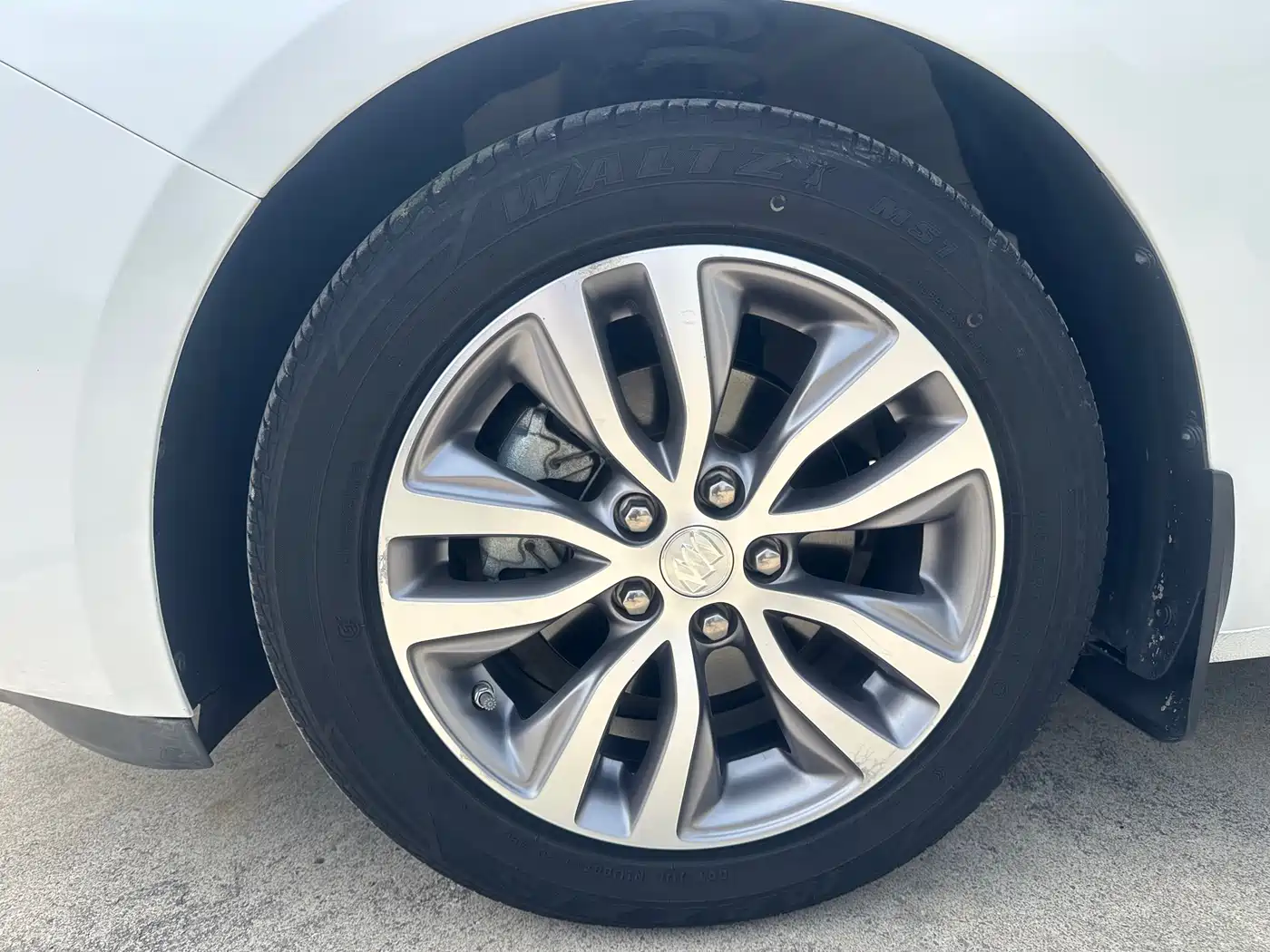 Buick Excelle 2021 1.3T Auto Mild Hybrid Elite фото 6