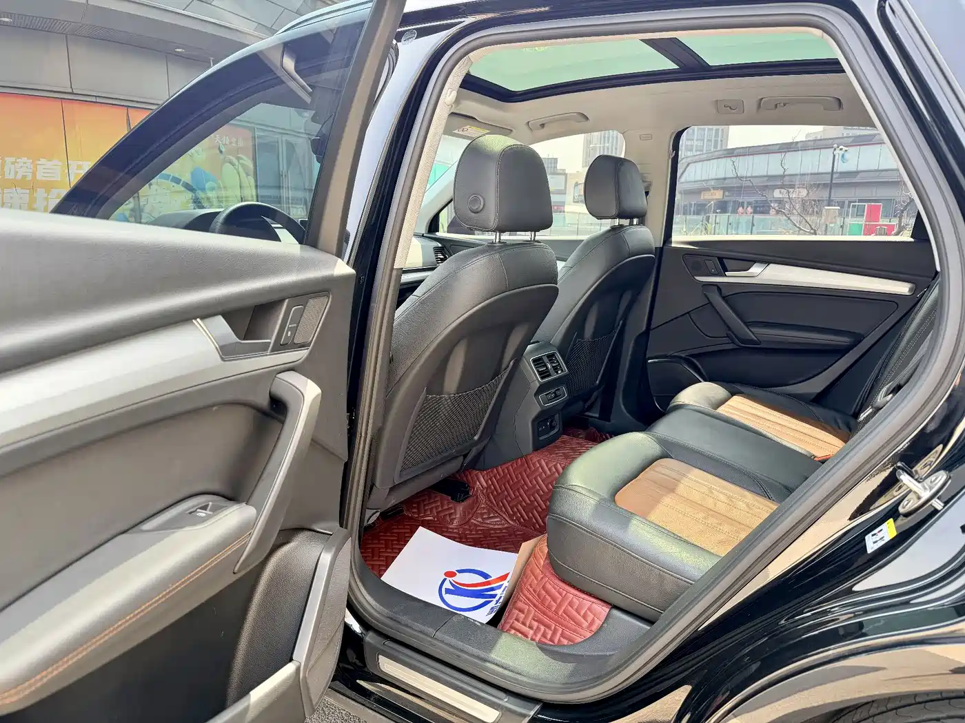 Audi Q5L 2020 Facelift 40 TFSI Honor Fashion фото 9