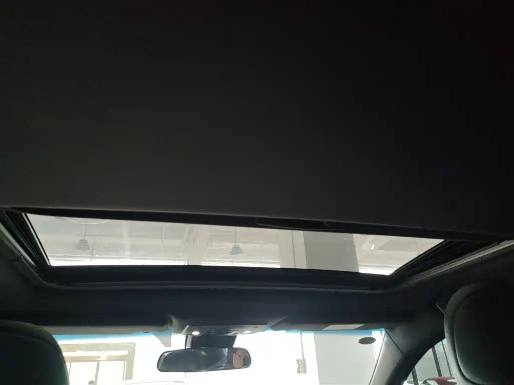 Toyota Avalon 2022 2.0L Luxury Edition фото 13