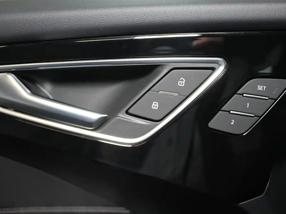 Audi Q4 e-tron 2024 40 e-tron Creation Edition фото 14