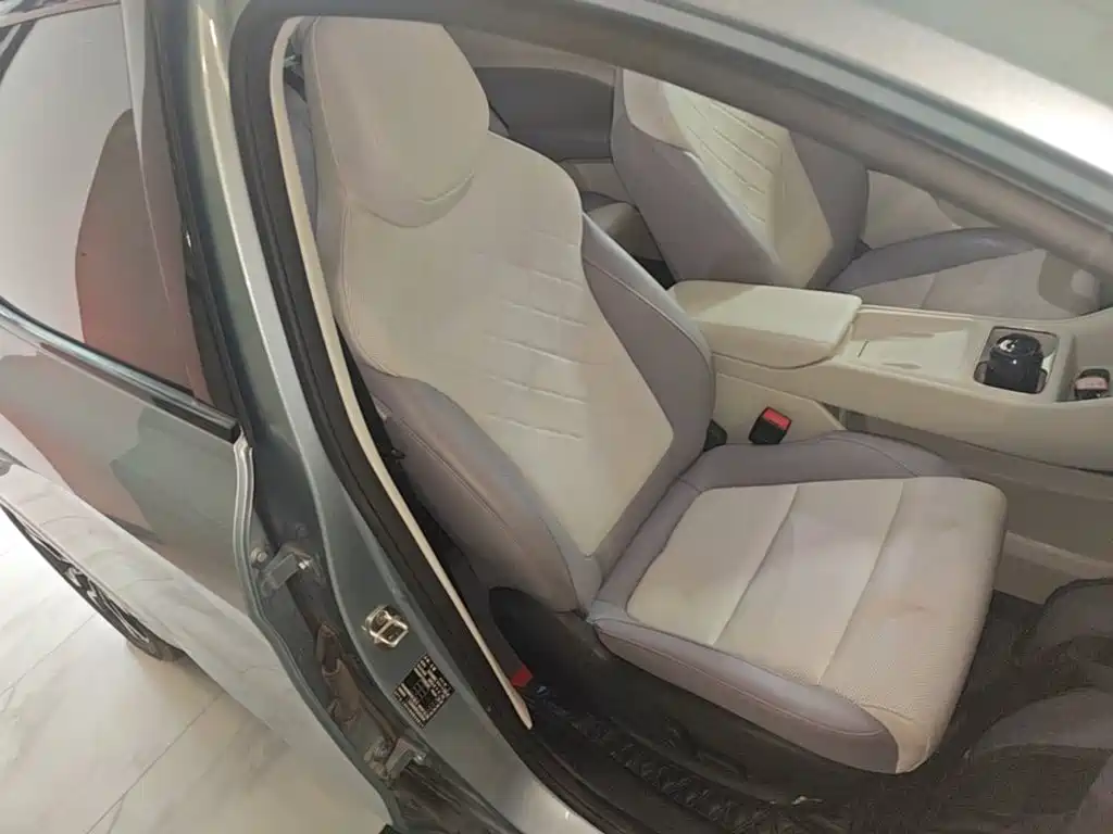 MG MG4 EV 2025 2025 Base Model