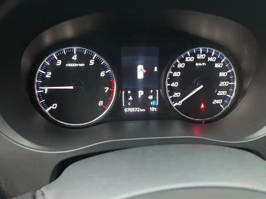 Mitsubishi Outlander 2020 2.0L 2WD Premium 5-seater фото 14