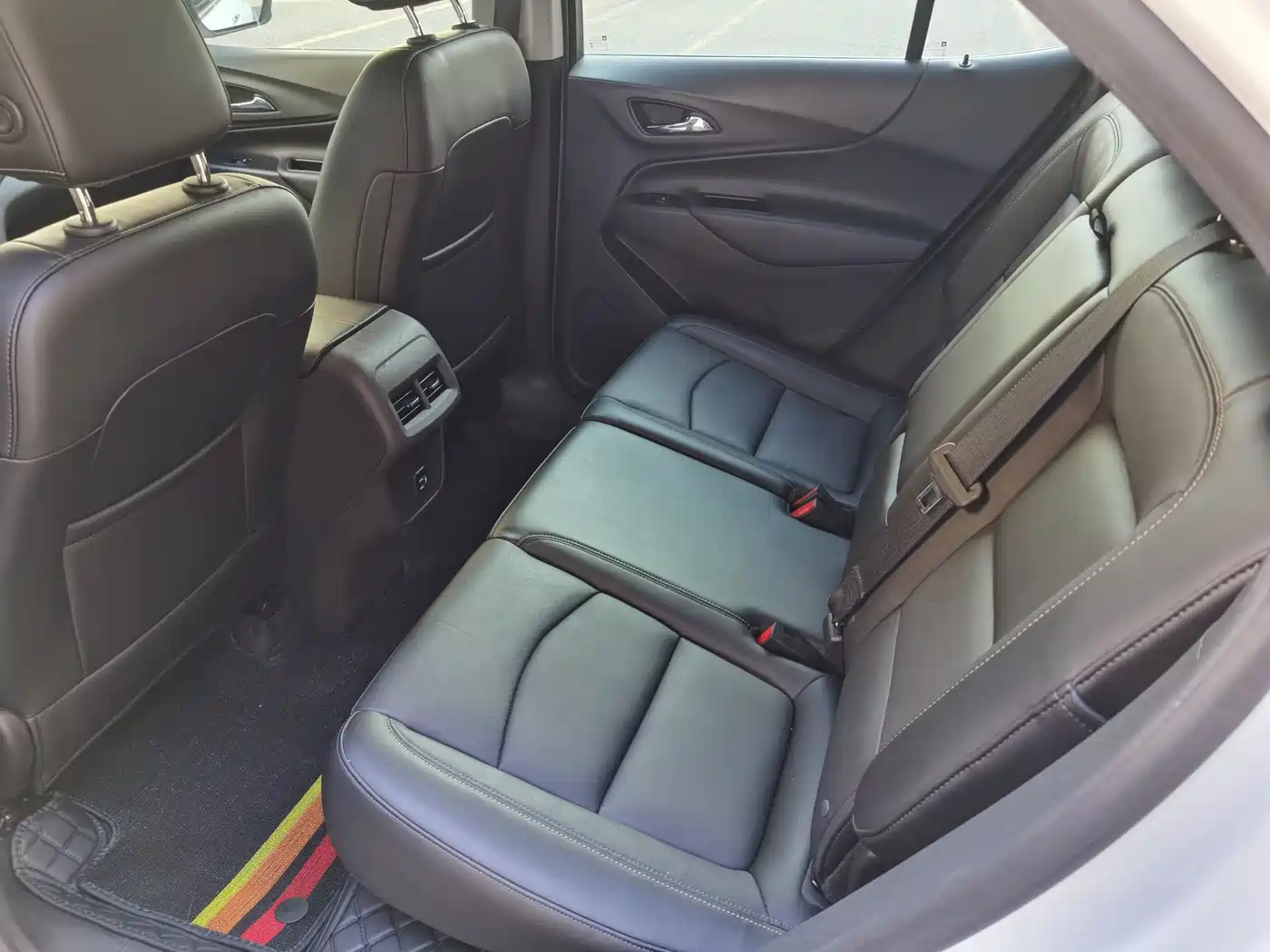 Chevrolet Equinox 2018 550T Automatic 4WD Pioneer Edition фото 8