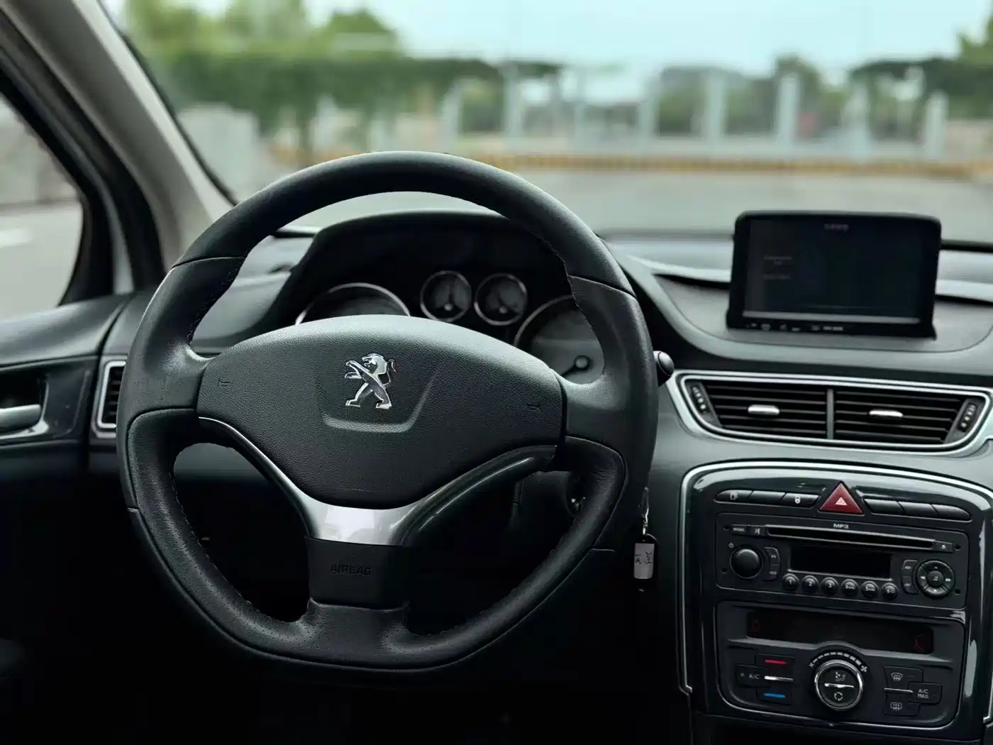 Peugeot 308 2013 2013 Model 1.6L Automatic Trend Style