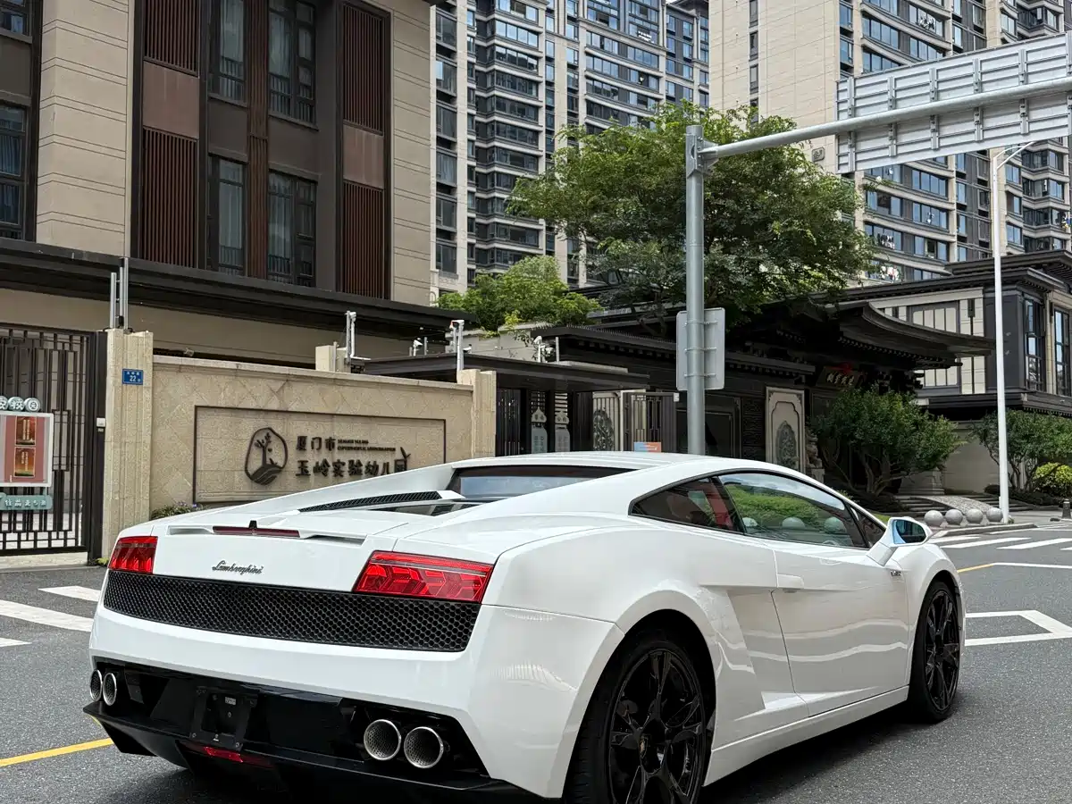 Lamborghini Gallardo 2009 2008 LP 560-4
