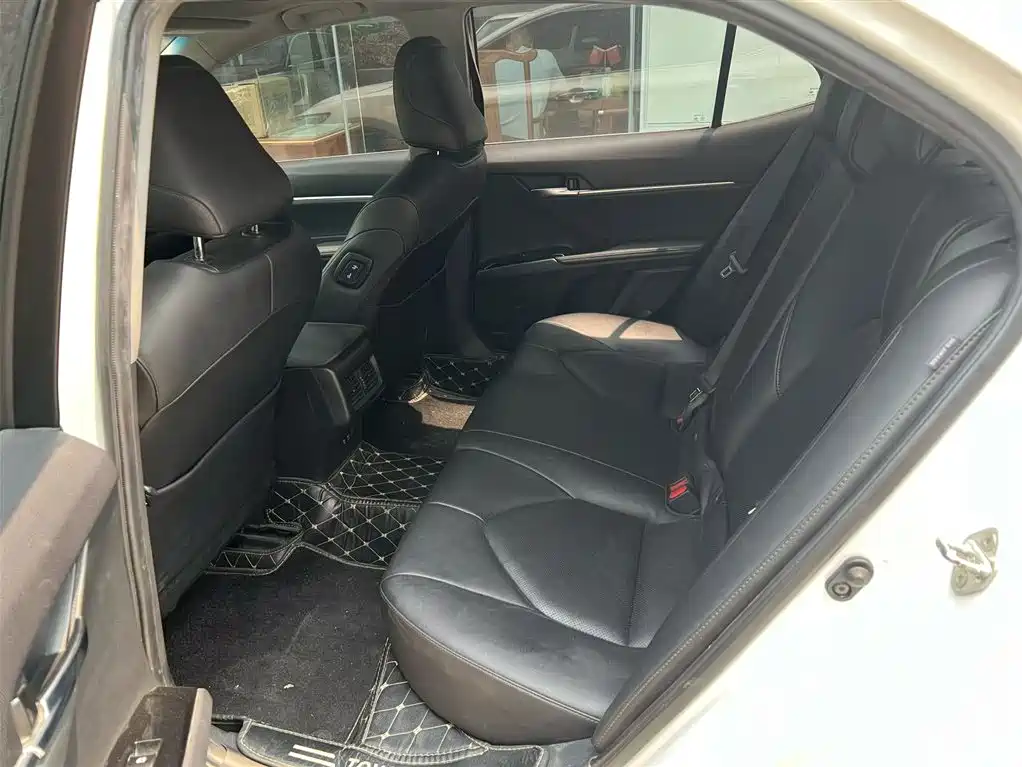 Toyota Camry 2019 2.0G Luxury (China V) фото 6