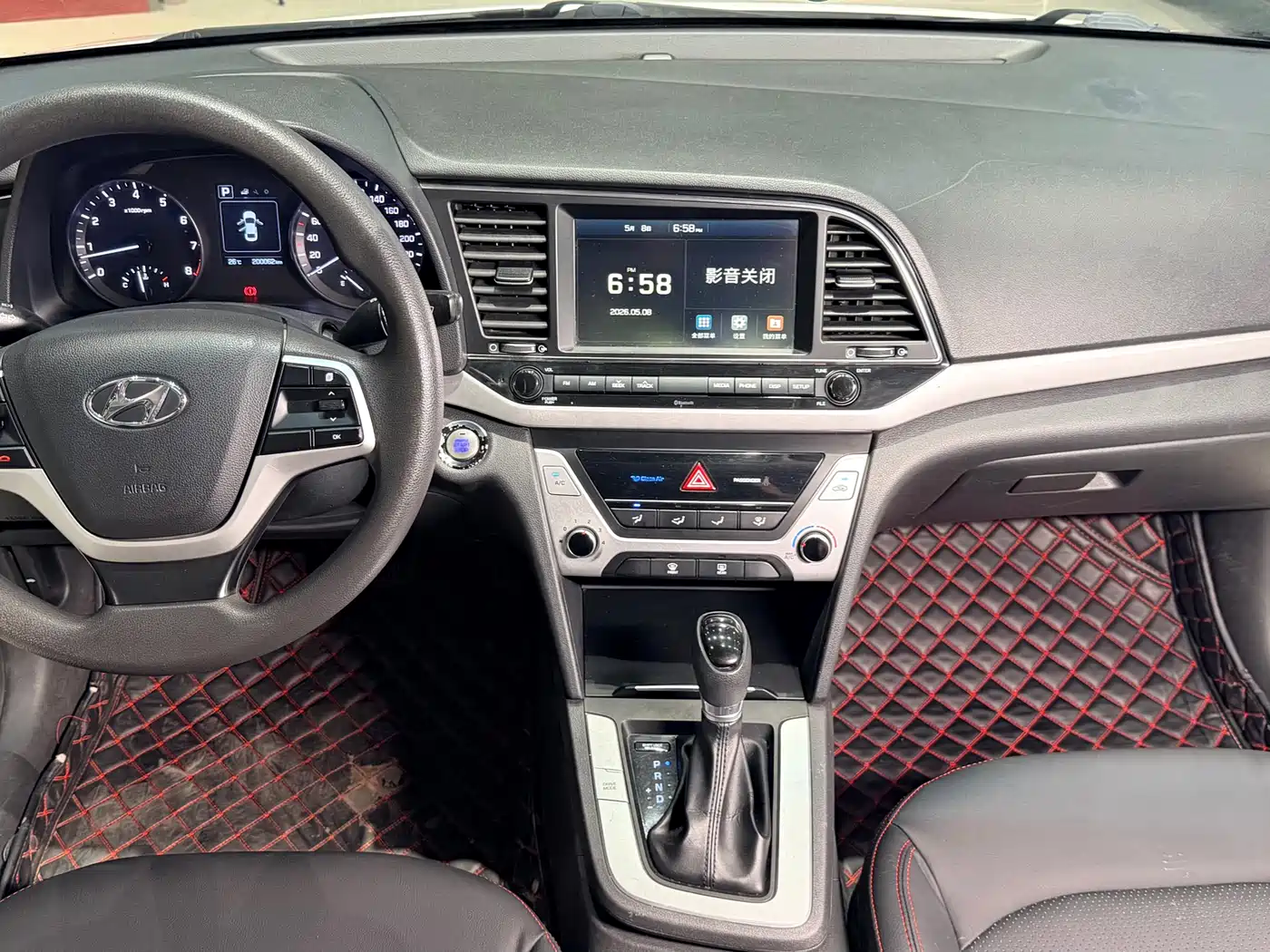 Hyundai Elantra 2016 Model 1.6L Automatic Smart Elite фото 15