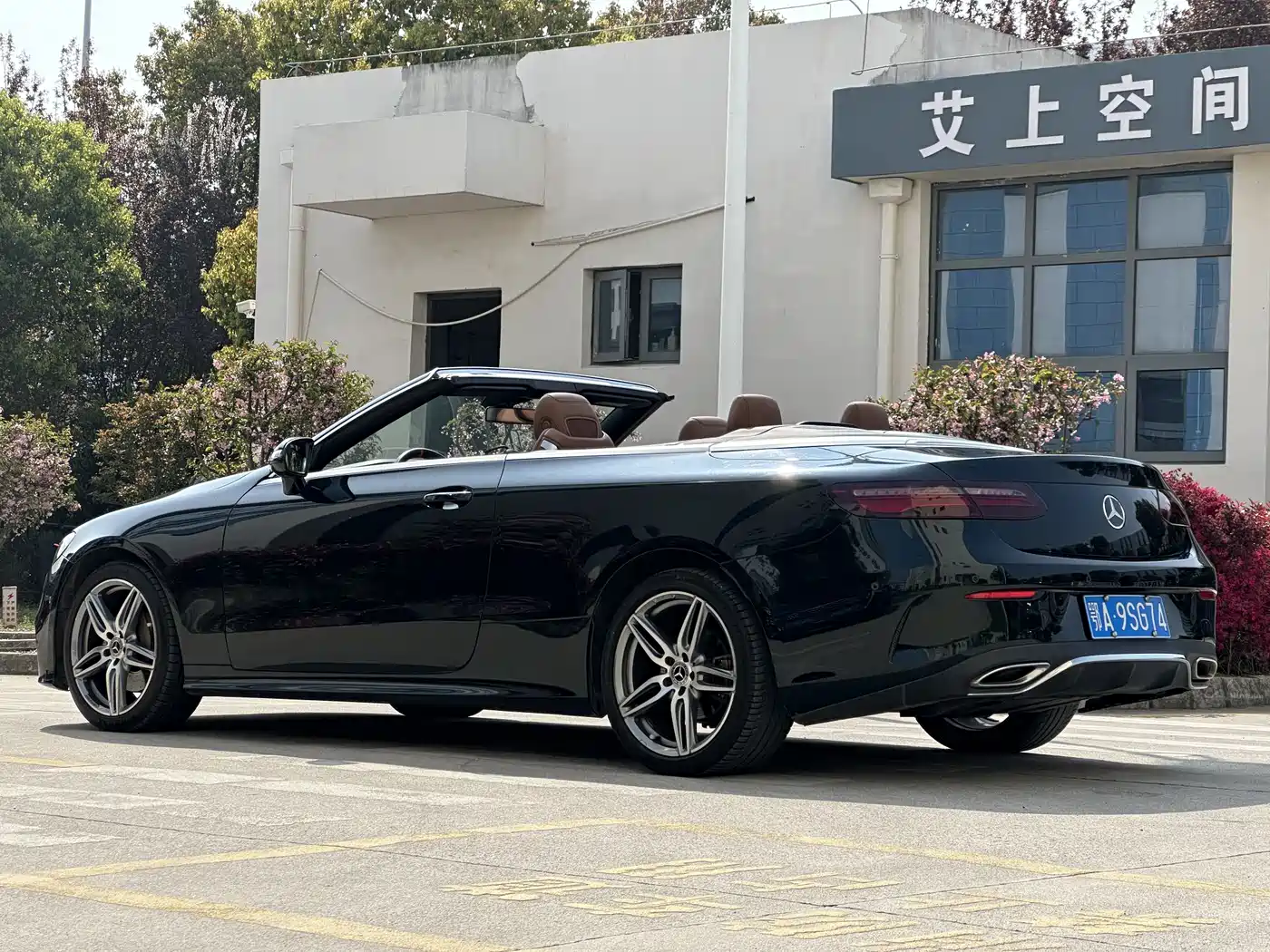 Mercedes-Benz E-Class (Import) 2018 E 200 Convertible Coupe фото 14