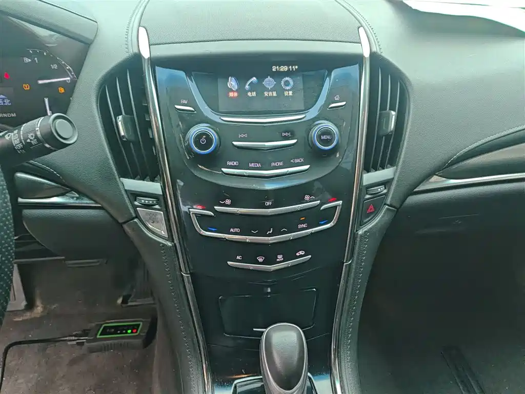 Cadillac ATS-L 2017 28T Technology фото 13