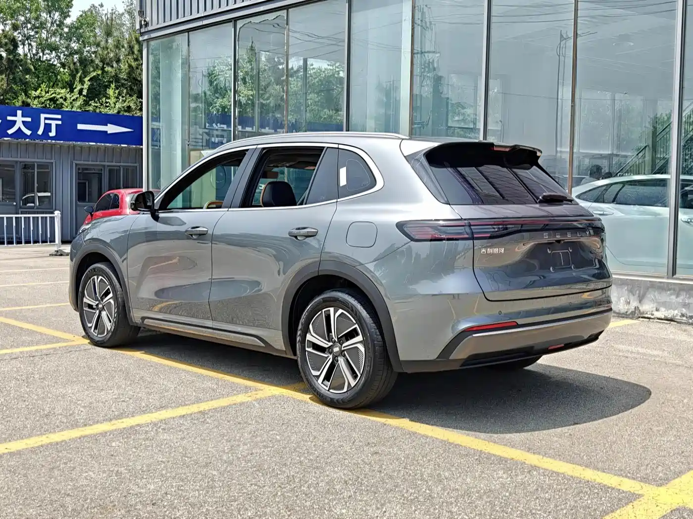 Geely Galaxy Galaxy Starship 7 EM-i 2025 Model 120km Explorer+ Edition фото 4