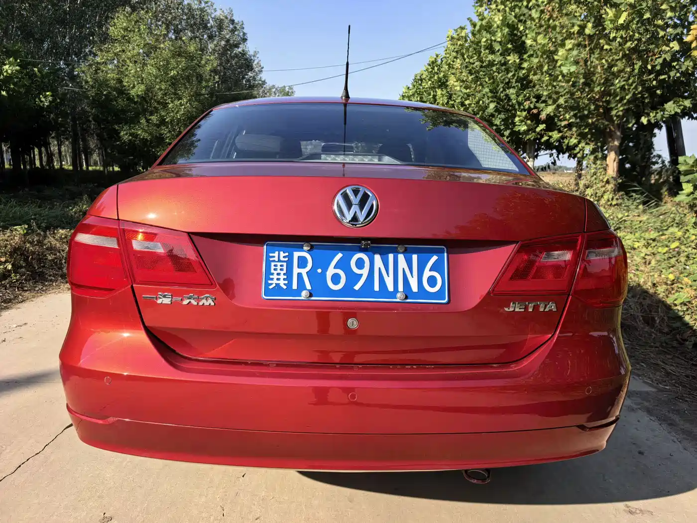 Volkswagen Jetta 2015 1.6L Auto Comfort фото 5