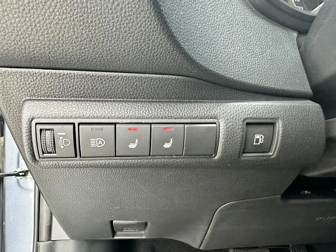 Toyota Corolla 2023 1.8L Smart Hybrid Dual Engine Pioneer Edition фото 21
