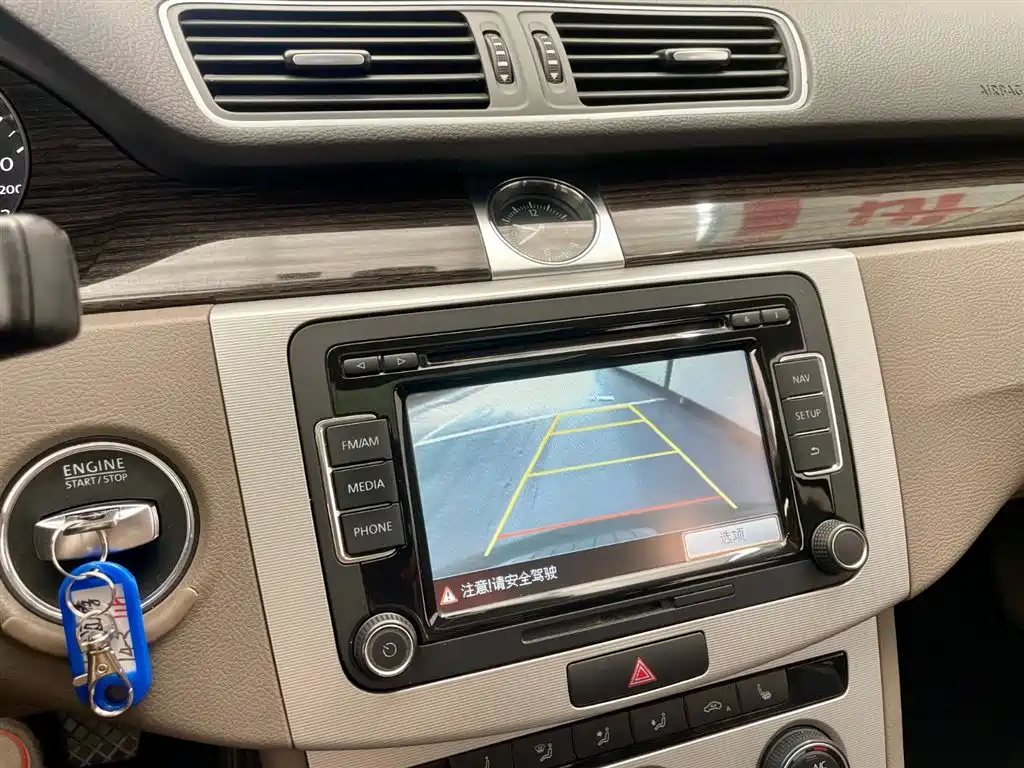 Volkswagen Magotan 2013 2.0TSI Premium фото 10