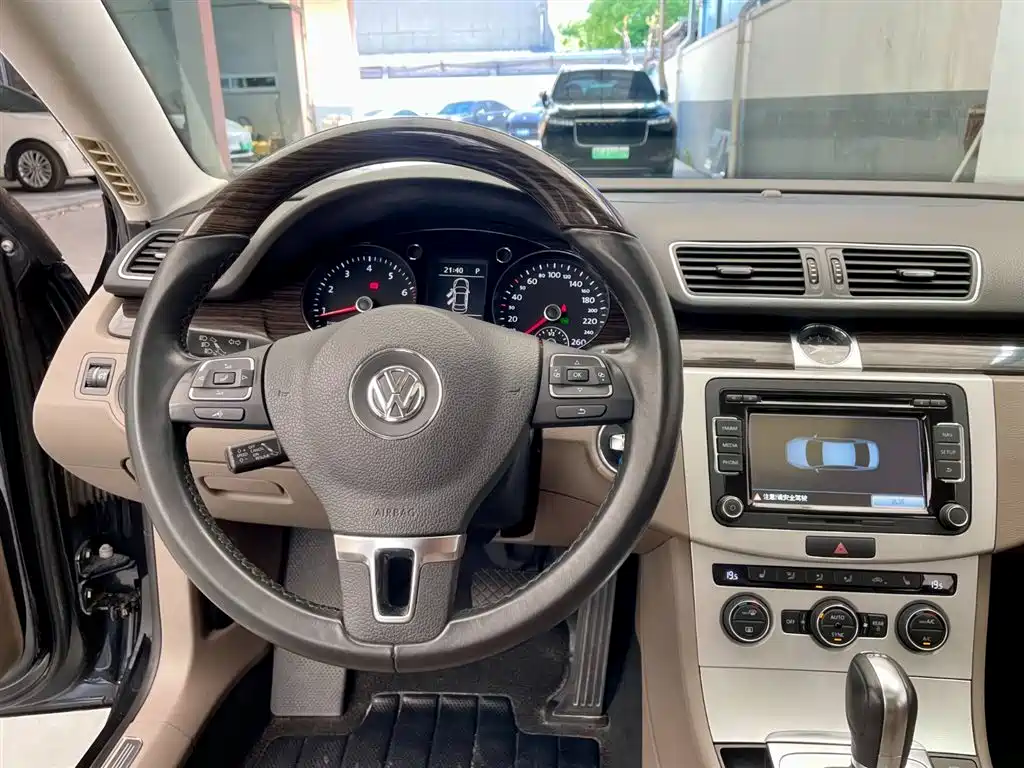Volkswagen Magotan 2013 2.0TSI Premium фото 13