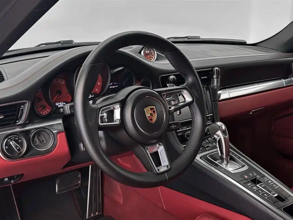 Porsche 911 2014 Targa 4 3.4L фото 11
