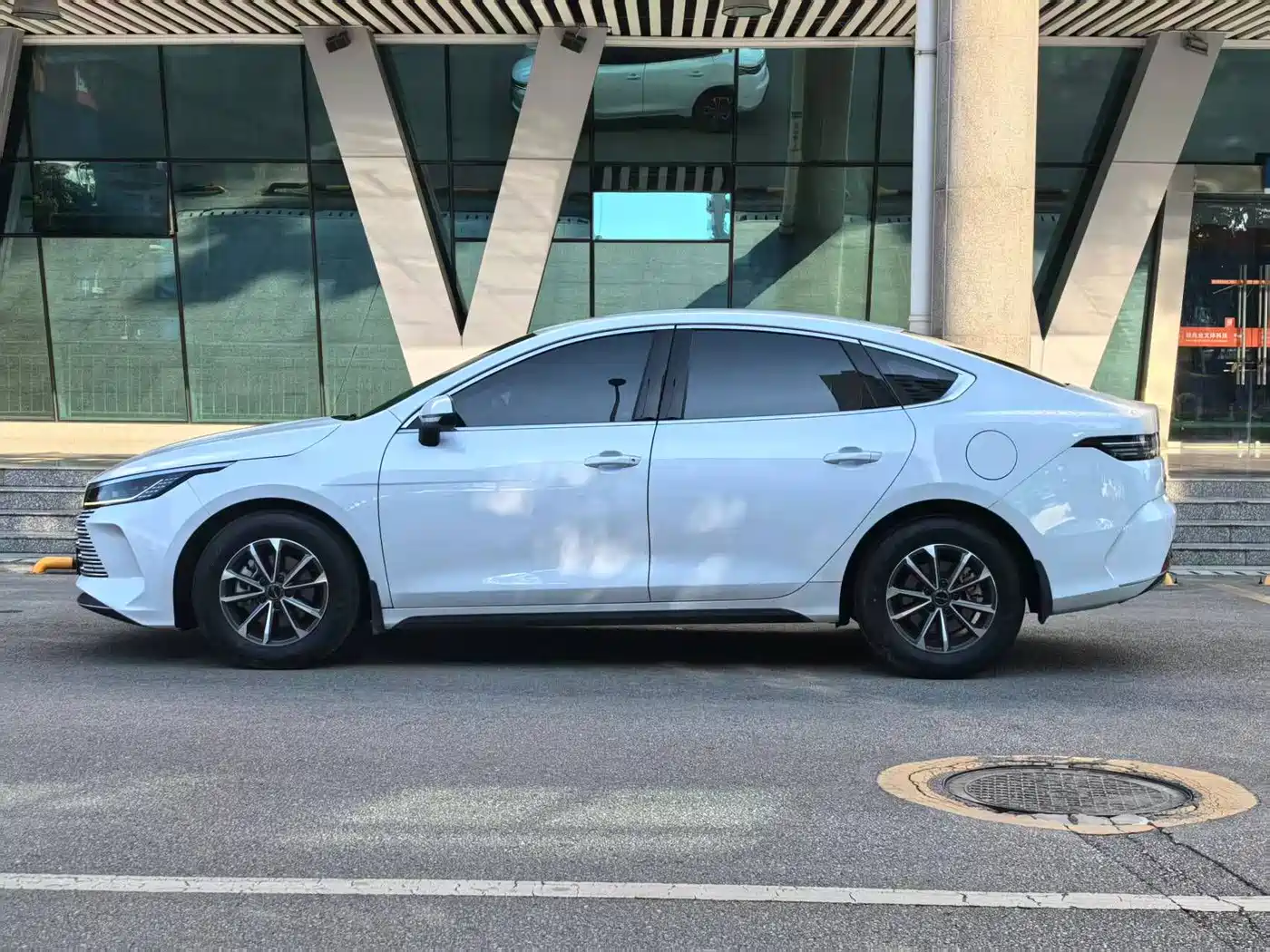 BYD Destroyer 05 2024 2024 Glory Edition DM-i 55KM Luxury