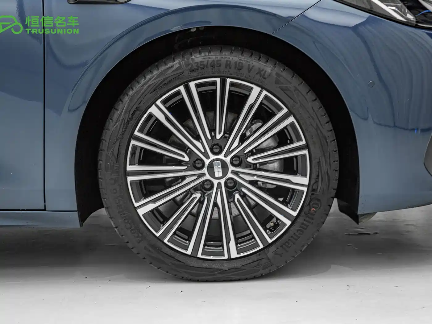 Geely Galaxy Galaxy A7 2025 EM-i фото 11