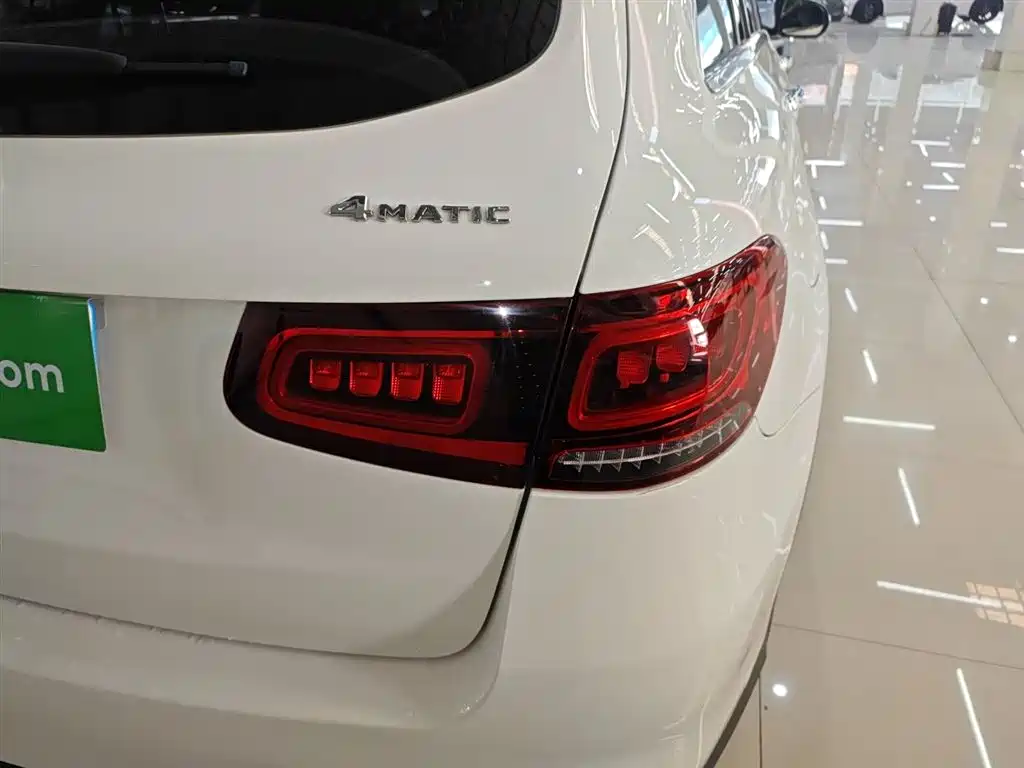 Mercedes-Benz GLC 2020 GLC 260 L 4MATIC Luxury фото 24