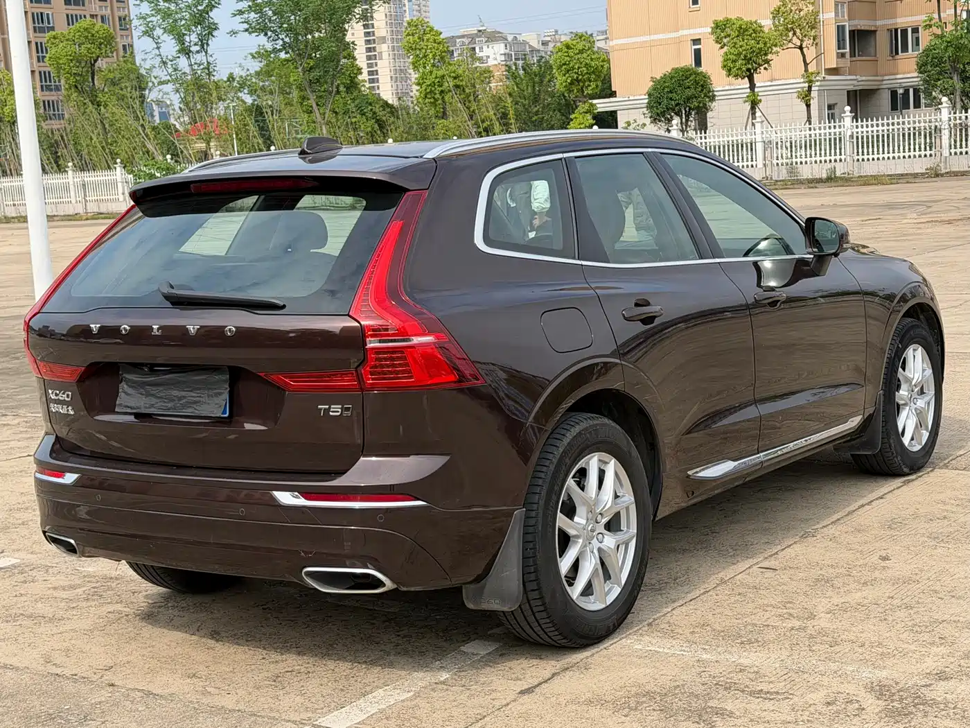 VOLVO XC60