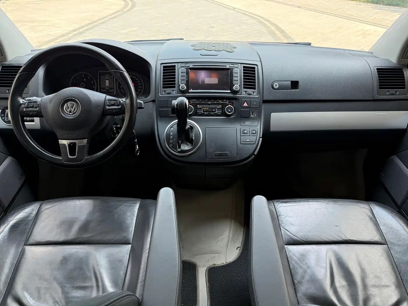 Volkswagen Multivan 2014 2012 2.0TSI 2WD Business Edition