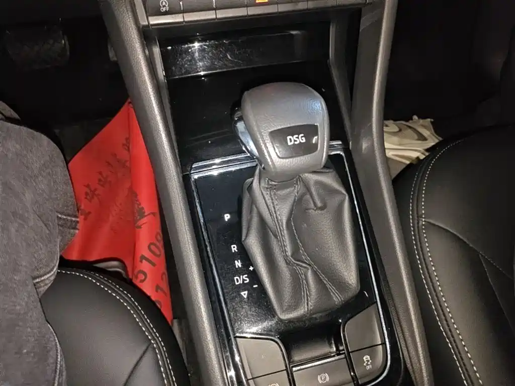 Škoda Kodiaq 2018 TSI330 5-seat FWD Comfort фото 14