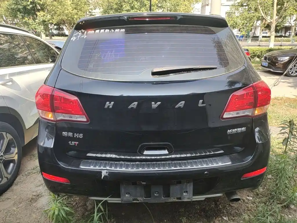 Photo 6 - Haval H6