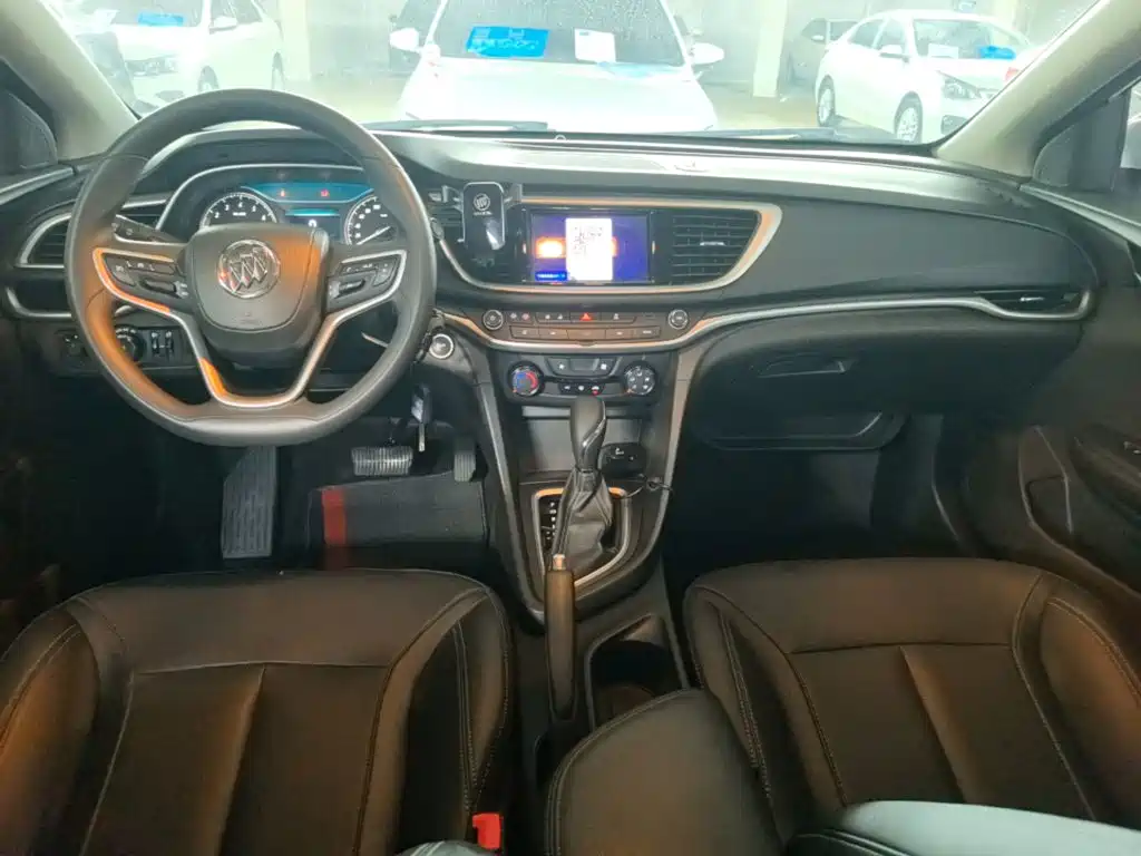 Фото 10 - Buick Excelle