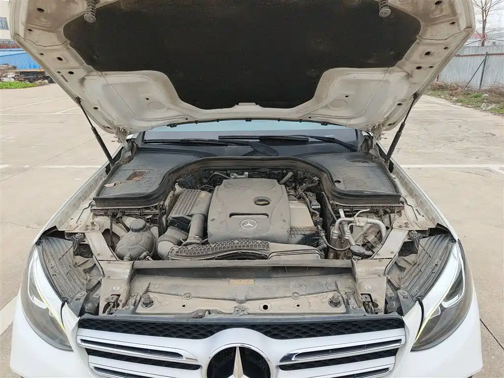 Mercedes-Benz GLC 2018 Facelift GLC 260 4MATIC Dynamic фото 16