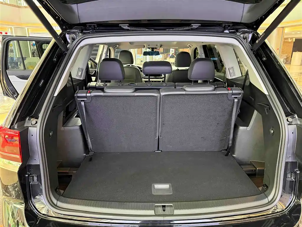 Volkswagen Teramont 2022 380TSI 4MOTION Premium Luxury фото 3