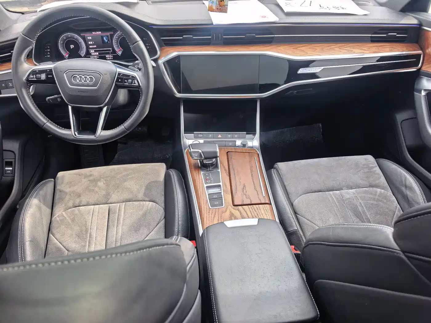 Audi A6L 2019 40 TFSI Luxury Dynamic фото 10