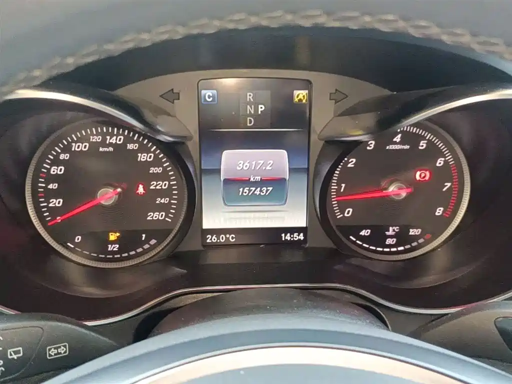 Mercedes-Benz GLC 2018 Facelift GLC 260 4MATIC Dynamic фото 12